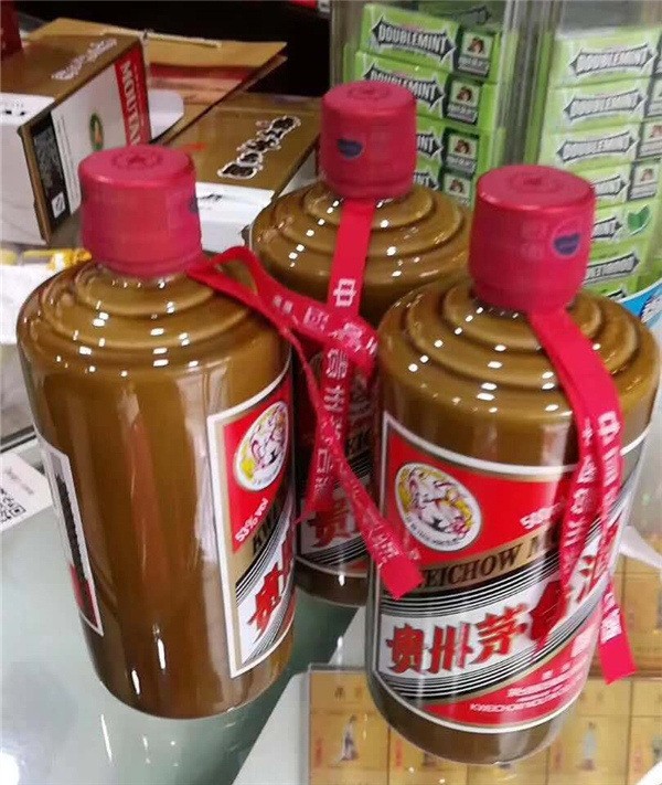 杭州留下60年五粮液回收多少钱一瓶