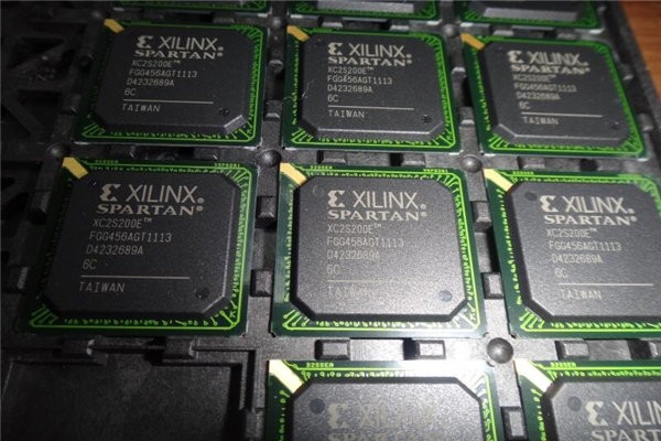 SI8421AB-D-ISR【专业IC收购】回收工厂库存电子料SM8S30AHE3/2D