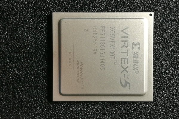 电子高价回收XQVR300-2CB228Q收购可编程芯片XCKU035-1FBGA676C