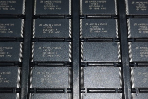 回收呆料PIC16F19156T-I/SS【终端回收】MIC2130-1YTSE-TR